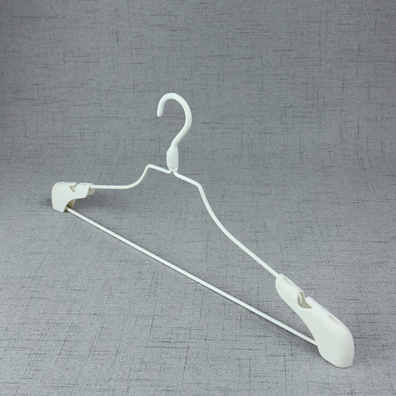 /proimages/2f0j00sTPUoHvMgEbB/white-metal-clothes-hanger-for-underwear-with-plastic-shoulder-holster.jpg