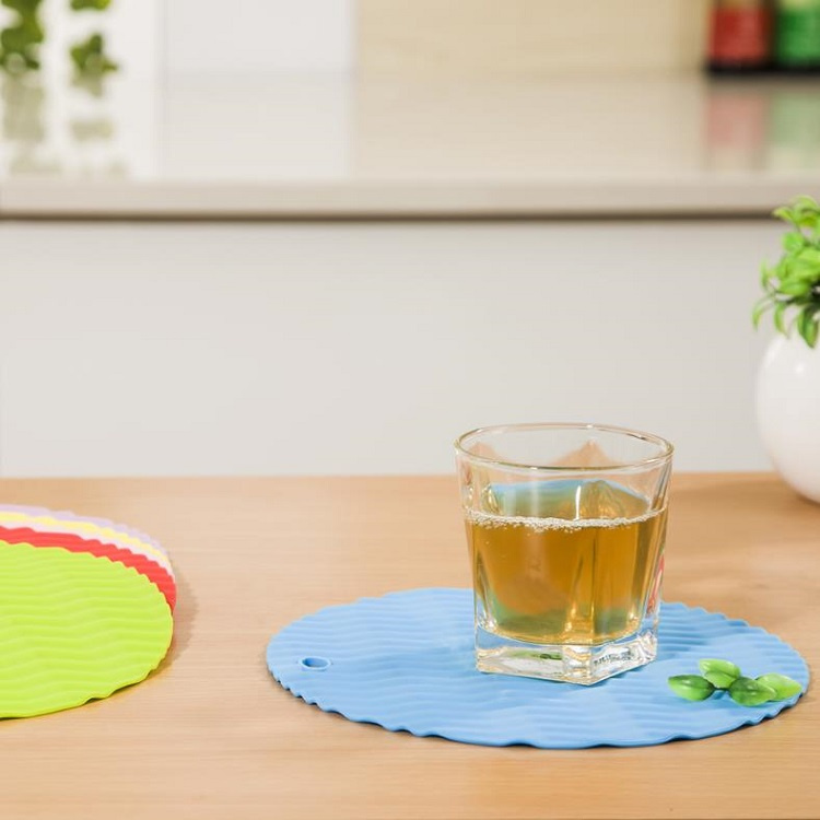 Food Grade Kitchenware Heat Resistant Silicone Mat Pot Holder