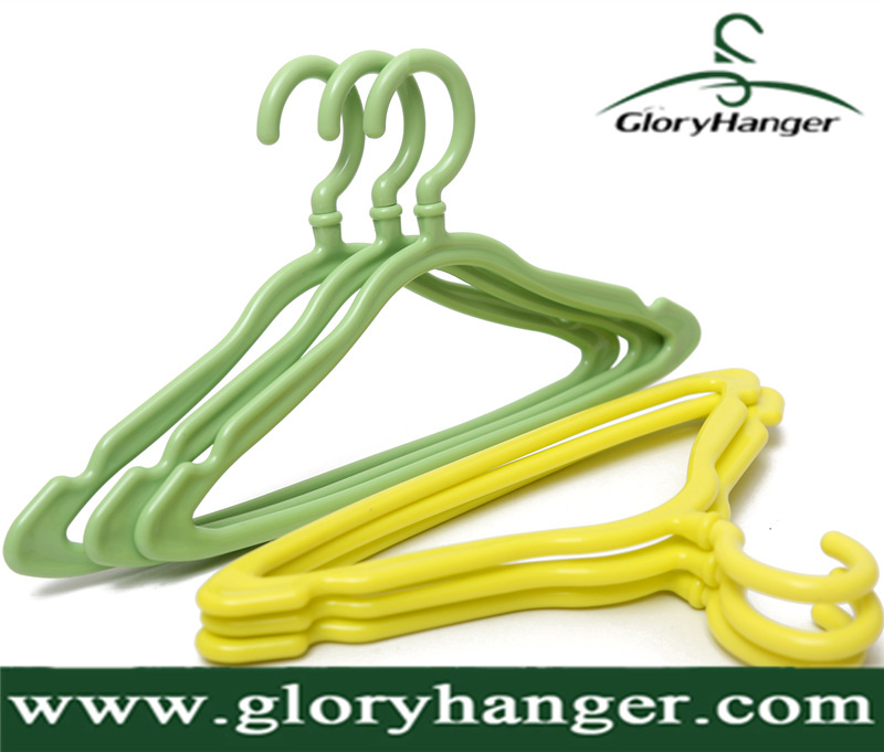 Wholesale Plastic Hanger for Hanging Cloth