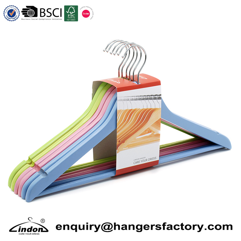 /proimages/2f0j00yalGtWCPhnck/audited-supplier-lindon-wholesale-colored-wooden-clothes-hangers.jpg