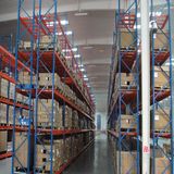 Steel Standard Metal Storage Shelf Steel Warehouse Shelving Selective Pallet Rack