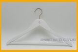White Classic Top Wooden Clothes Hanger for Hotel