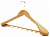 2016 Good Quality Wooden Hanger