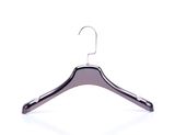 Narrow Shoulder Varnish Plastic Hanger with Anti-Slip