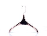 Fashionable Varnish Plastic Hanger for Display