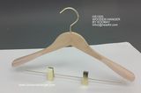 High Quality Wooden Hanger for Sale, Wooden Clothes Hangers Fro Jeans