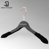 Black Plastic Clothes Hanger with Flocked Shoulder