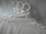 White Pearl Triangle with Concave Bow Clothes Rack ABS Plastic Hangers Clothing Bead Hangers (M-X3547)