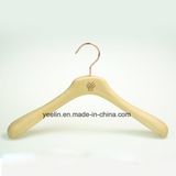 A Grade Beech Wood Top Wooden Clothes Hanger with Rose Gold Metal Hook (YL-yw04)