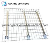 Various Types of Wire Mesh Decking Used for The Rack