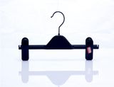 Whole Balck Palstic Hanger with Clip for Kids/Children