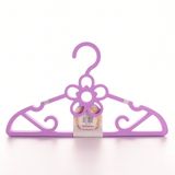 Hot Selling Flower Design Lovely Colorful Plastic Hanger