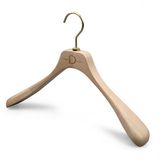 High Quality Natural Color Wood Suit Hangers for Female