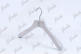 Suit Wooden Hanger Ylwd84025W-Ntl4 for Branded Store, Fashion Model, Show Room