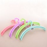 Non Slip Colorful Exquisite Suit Hanger Shoulder Coat Plastic Hanger